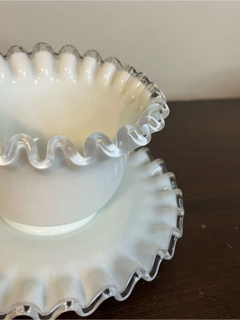 Vintage Fenton Silver Crest ruffled milk glass mayonnaise set bowl & dish - Picture 4 of 9